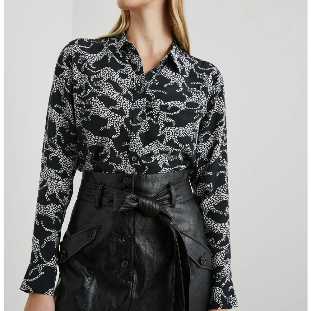 Rails Kate Silk Black Lynx Shirt Size Medium Button Front Long Sleeve Top Chic